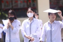 Hơn 1,16 triệu sĩ tử hồi hộp đến điểm thi trước giờ G