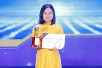 Nữ tiến sĩ Đặng Thị Lệ Hằng được đề cử Gương mặt trẻ tiêu biểu 2025