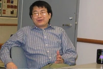 Từ rửa chén 3 ca đến nhà khoa học hàng đầu