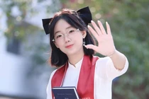 Nữ sinh IMO 2025 nhận Giải Lê Văn Thiêm: Học toán từ sự đam mê