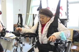 Trung Quốc gây sốc với trạm dưỡng lão robot