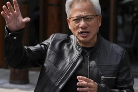 CEO Nvidia cảnh báo né AI sẽ bị bỏ lại phía sau