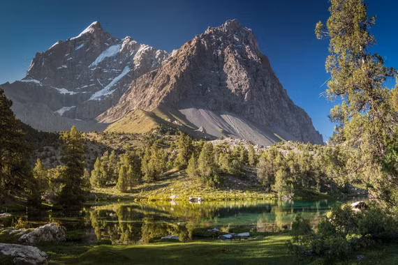 Khám phá vẻ đẹp kỳ vĩ của vườn quốc gia Tajik giữa dãy Pamir