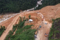 Đèo Khánh Lê thông xe có điều kiện qua sau hơn một tháng tê liệt