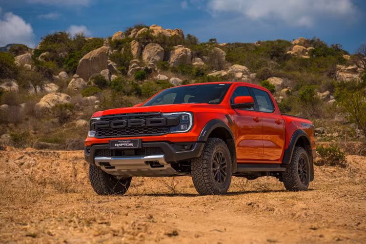 Đường thử chậm Ford Ranger Raptor