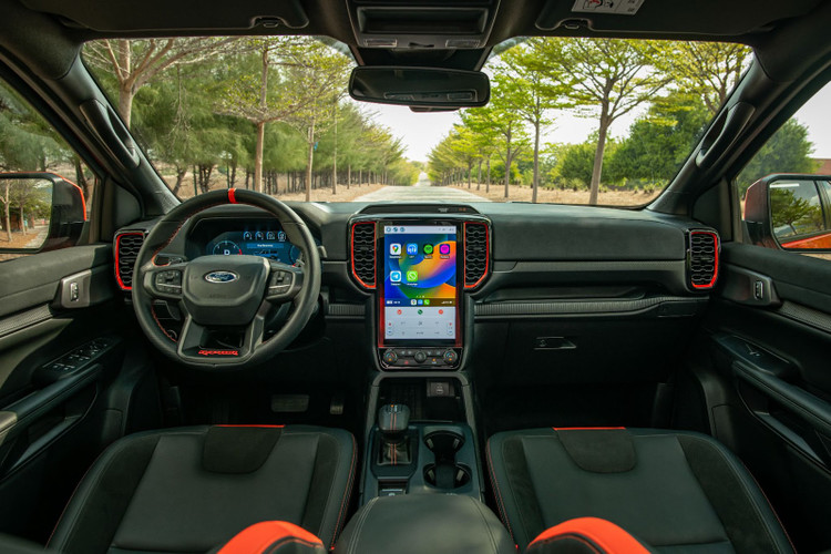 Nội thất Ford Ranger Raptor
