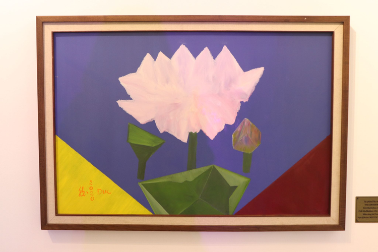 Tác phẩm được trưng bày tại triển lãm Tác phẩm được trưng bày tại triển lãm