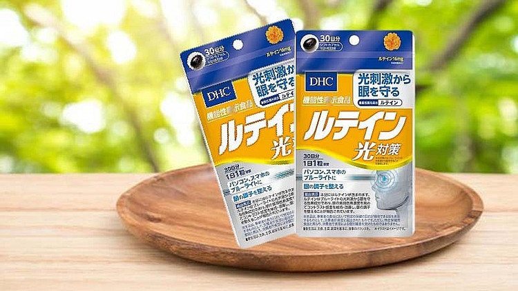 Một loại viên uống chống nắng thường được các chị em truyền tai nhau sử dụng Một loại viên uống chống nắng thường được các chị em truyền tai nhau sử dụng