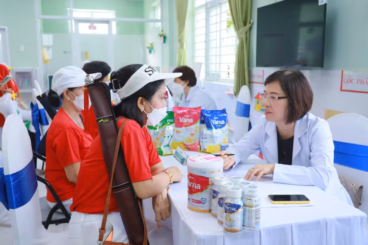 Värna mong muốn chăm sóc người cao tuổi thông qua việc xây dựng thực đơn ăn uống lành mạnh.