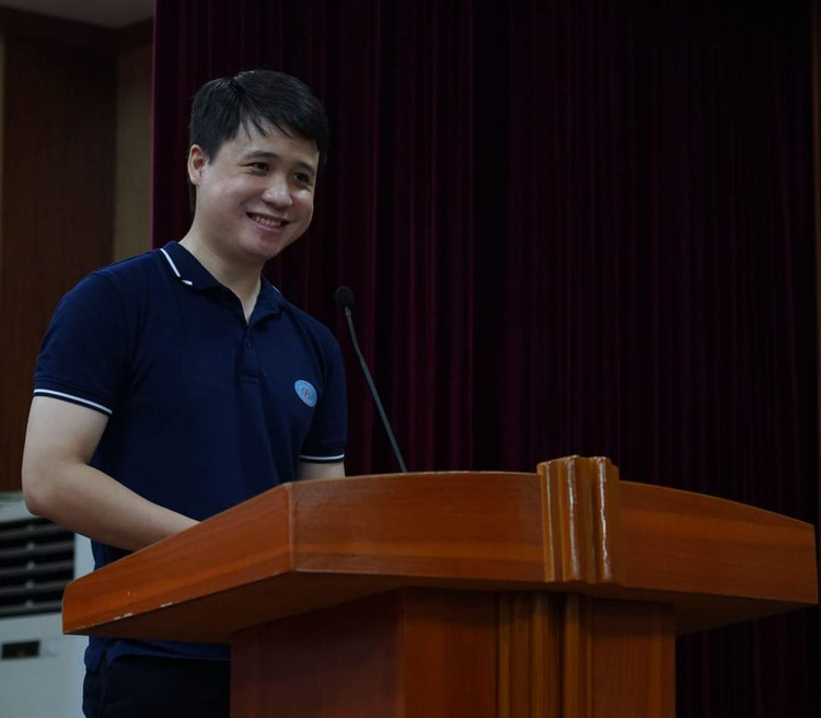 Trịnh Hải Sơn - đạt giải Nhất giải thưởng Nguyễn Hoàng Phương 2022 chia sẻ tại lễ trao giải