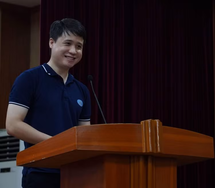 Trịnh Hải Sơn - đạt giải Nhất giải thưởng Nguyễn Hoàng Phương 2022 chia sẻ tại lễ trao giải