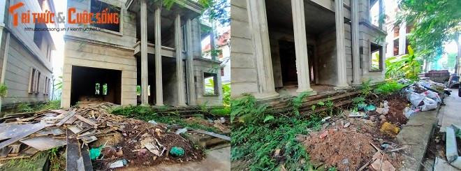 Xót xa hình ảnh hoang tàn, rác thải tràn ngập khuôn viên các căn biệt thự bỏ hoang tại đây.
