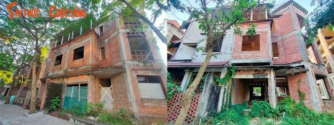 Ngoài những ngôi biệt thự đã hoàn thiện mang kiến trúc sang trọng, còn nhiều căn mới chỉ xây xong phần thô rồi bỏ hoang nhiều năm. Phía bên ngoài, tường gạch đã bị xuống cấp theo thời gian, phủ đầy rêu mốc.