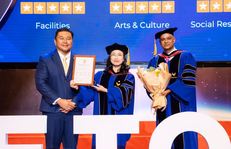 Sinh viên VinUni chia sẻ hành trình 'thay đổi bản thân, thay đổi thế giới' - 2