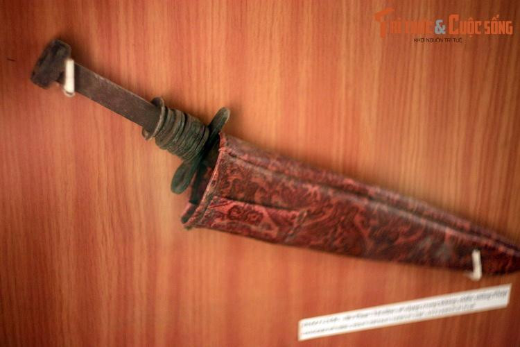 Dao găm bà Phan Thị Báu sử dụng trong kháng chiến chống Pháp.