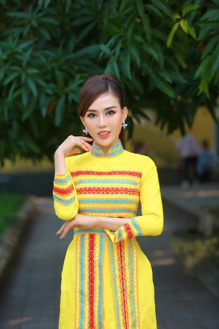 Đại diện của Việt Nam - Hoa hậu Lương Thị Thùy Dung