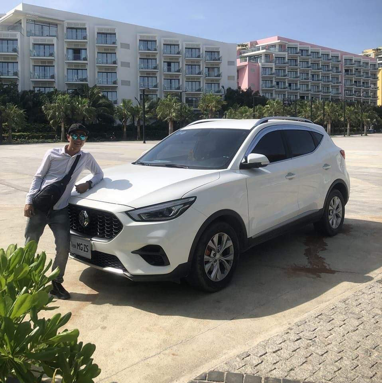 “Chiếc xe giờ đây như một người bạn đồng hành của mình” – Ảnh: Nguyễn Quốc Thịnh