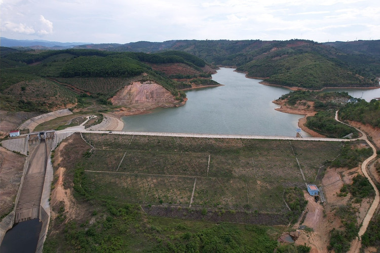 Hồ chứa nước Nam Xuân được triển khai trên diện tích hơn 95ha, dung tích hồ chứa gần 9,3 triệu m3.