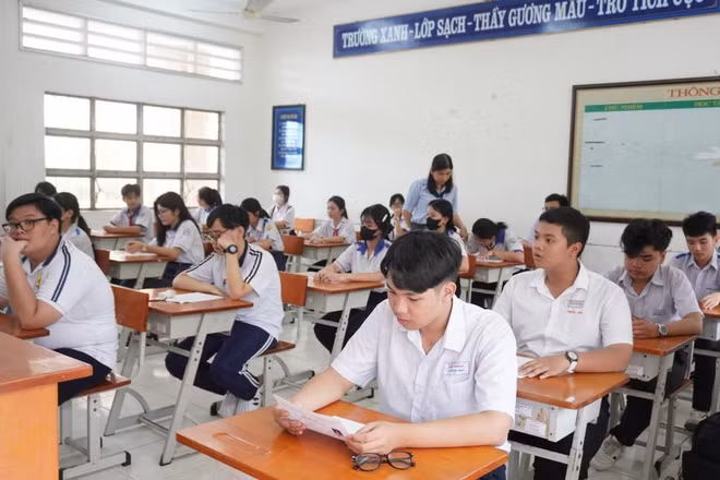 Đề và đáp án đề thi môn Văn vào lớp 10 THPT- An Giang 2026