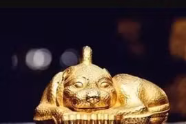 Phát hiện tượng thú bằng vàng, nặng 9,1 kg