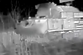 UAV Ukraine làm rung chuyển mạng lưới phòng không Nga