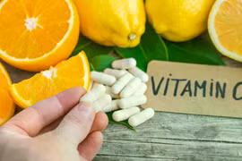 Vitamin C và cảm lạnh: Sự thật không như lời đồn