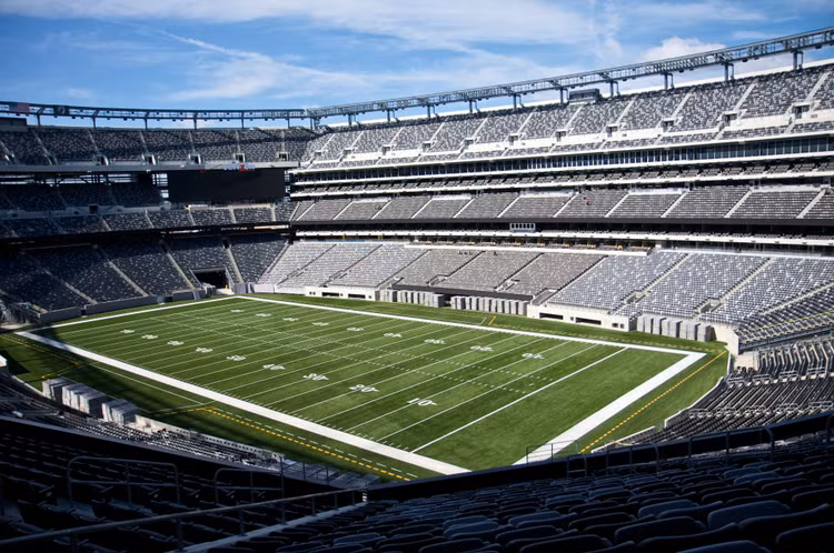 new-meadowlands-stadium-mezz-corner.jpg