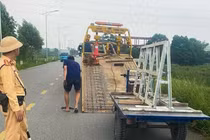 Hà Nội xử lý 25 xe tự chế, ngăn hiểm họa tai nạn từ phương tiện "3 không"