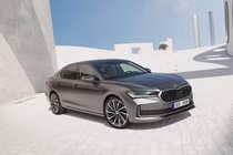 Skoda Octavia Select, Wagon Hybrid và Superb PHEV sắp về Việt Nam