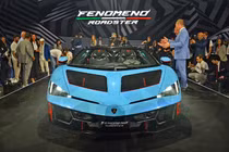 Lamborghini Fenomeno Roadster chào bán gần 155 tỷ, nhưng đã "cháy hàng"