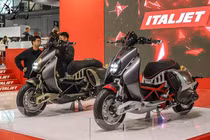 Xe tay ga Italjet Roadster 400 sắp về Việt Nam, giá bán tới 350 triệu đồng
