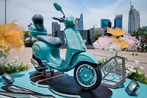Xe tay ga Vespa Sprint tại Việt Nam - bao giờ hết thời "ngáo giá"?