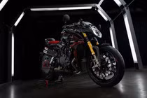 Chi tiết siêu môtô hơn 1,2 tỷ đồng của MV Agusta và hãng độ ABT Audi 