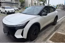 VinFast VF8 mới lộ diện hoàn toàn - thiết kế đẹp mắt, dáng xe trường hơn