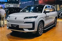 BYD Denza N9 - SUV sạc 9 phút từ 1,575 tỷ đồng, sắp về Việt Nam