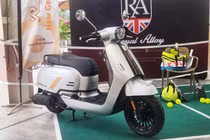 Ra mắt Royal Alloy Gran Turismo 2026 - xe ga trang bị xịn sò, chỉ từ 56 triệu