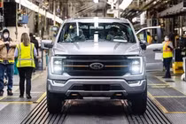 F-Serie - bán tải bán chạy nhất của Ford bất ngờ bị tạm ngừng sản xuất