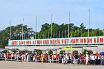 [GALLERY] Người dân vào Lăng và Khu di tích Phủ Chủ tịch dịp lễ Quốc khánh
