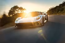 Valhalla Spider ra mắt - siêu xe mui trần mạnh nhất nhà Aston Martin 