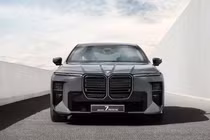 Hé lộ BMW M760e xDrive facelift hạng sang chống đạn, sắp ra mắt