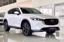 Mazda CX-5 giảm "chạm đáy", bản tiêu chuẩn chỉ còn 638 triệu đồng