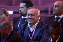 HLV lớn tuổi nhất lịch sử World Cup: Hành trình gần 60 năm của Dick Advocaat