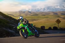 Cận cảnh Kawasaki Ninja ZX-6R 2026, về Việt Nam tháng 10/2025