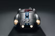 Ferrari 250 Testa Rossa "bản sao" phong cách xe đua Le Mans 1958