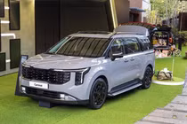 Kia Carnival HEV 2025 thêm 80 triệu đồng, khách Việt có ghế VIP 