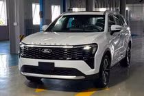Mục sở thị Ford Territory Platinum 2026, từ 916 triệu đồng tại đại lý Việt