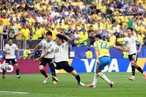 Brazil chiến thắng nghẹt thở trước Nhật Bản tại World Cup