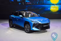 Omoda O4 sắp bán tại Việt Nam, thiết kế như siêu xe Lamborghini Urus