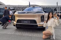 Ra mắt Nio ES9 - SUV điện thay pin nhanh hơn đổ xăng, từ 1,36 tỷ đồng