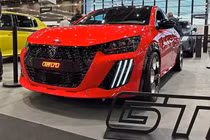 Peugeot e-208 GTi 2026 giá từ 49.646 USD- xe điện "nhỏ mà có võ"